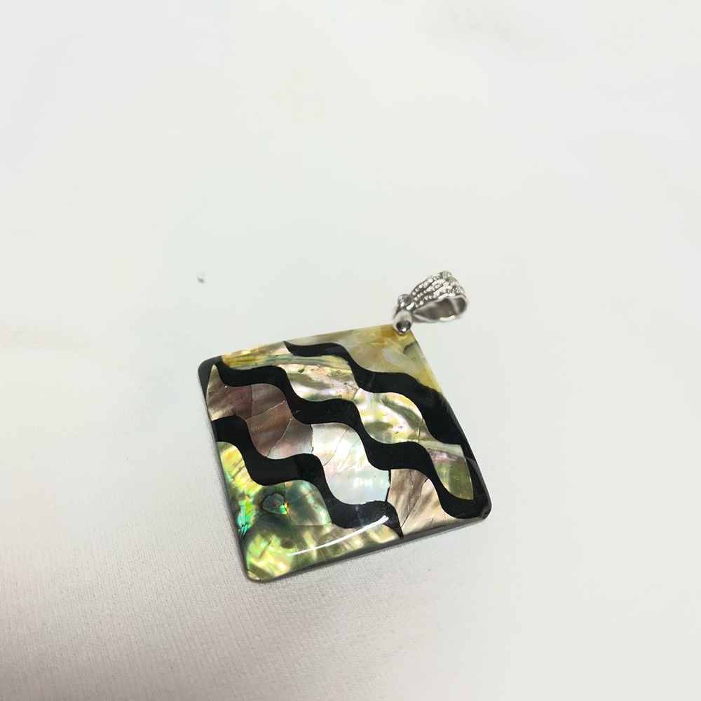 Costume Jewelry - Black Wave Design Pendant